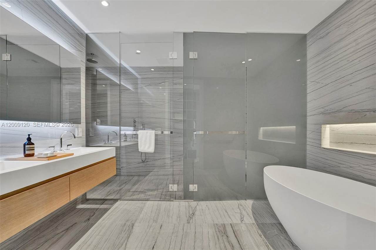 https://bt-photos.global.ssl.fastly.net/miami/1280_boomver_1_A12009120-2.jpg