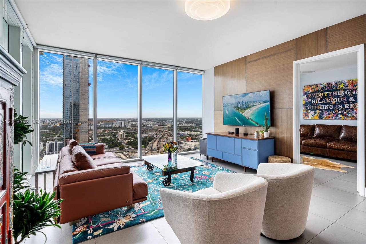 1040 Biscayne Blvd - Photo 1