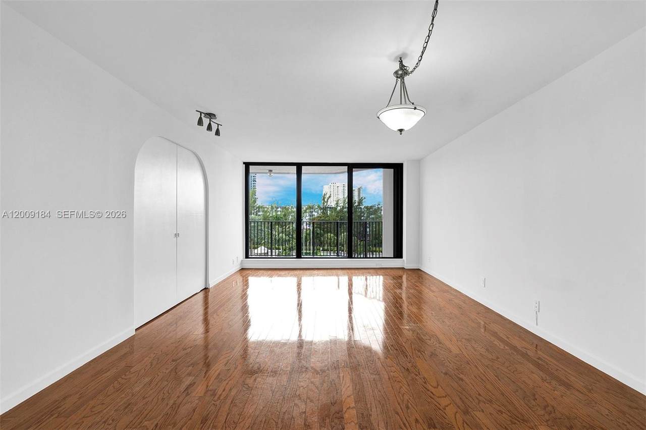 https://bt-photos.global.ssl.fastly.net/miami/1280_boomver_1_A12009184-2.jpg