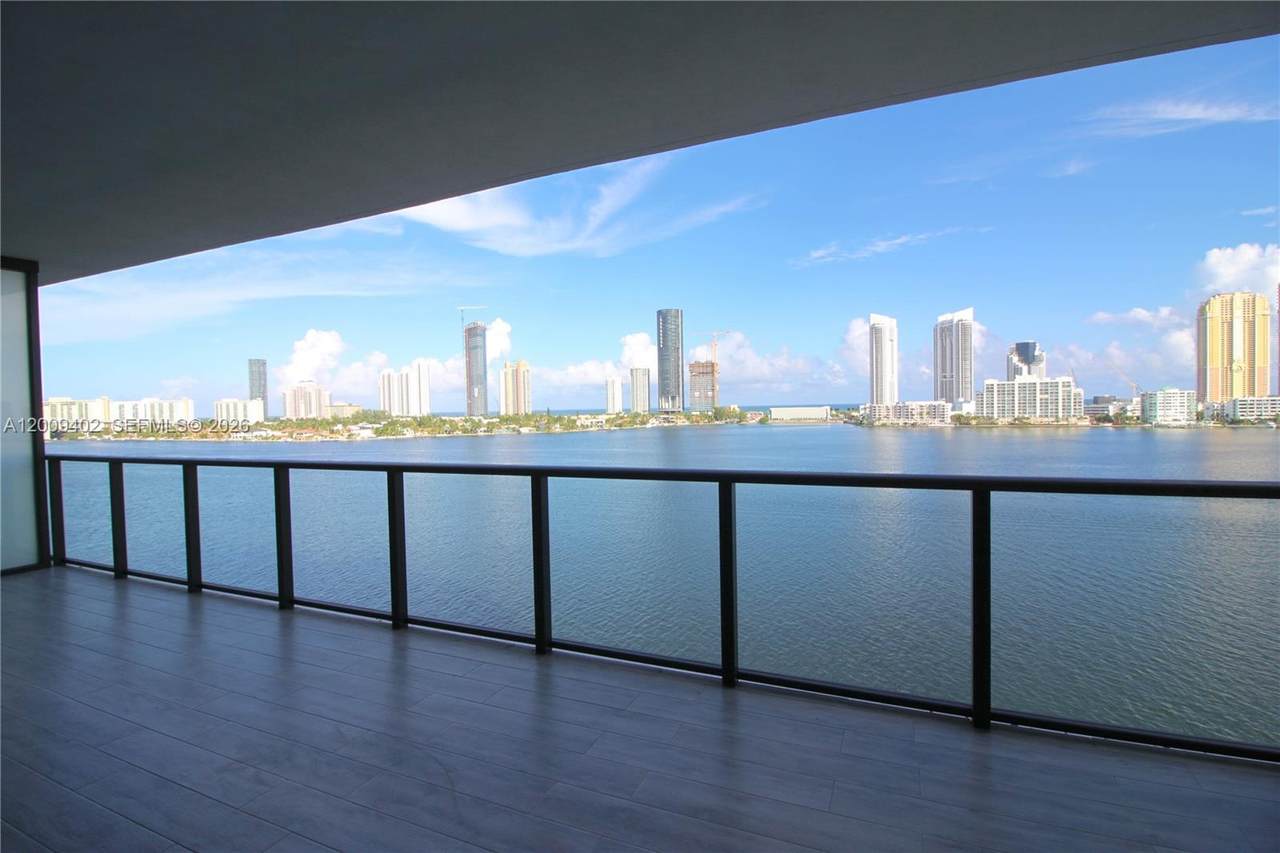 https://bt-photos.global.ssl.fastly.net/miami/1280_boomver_1_A12009402-2.jpg