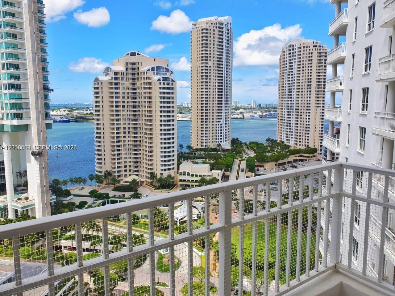 701 Brickell Key Blvd - Photo 1