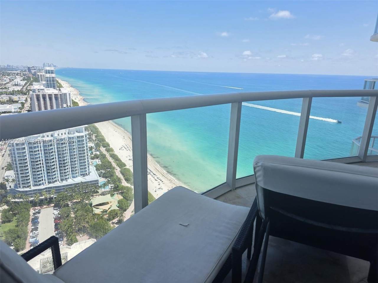 https://bt-photos.global.ssl.fastly.net/miami/1280_boomver_1_A12009476-2.jpg