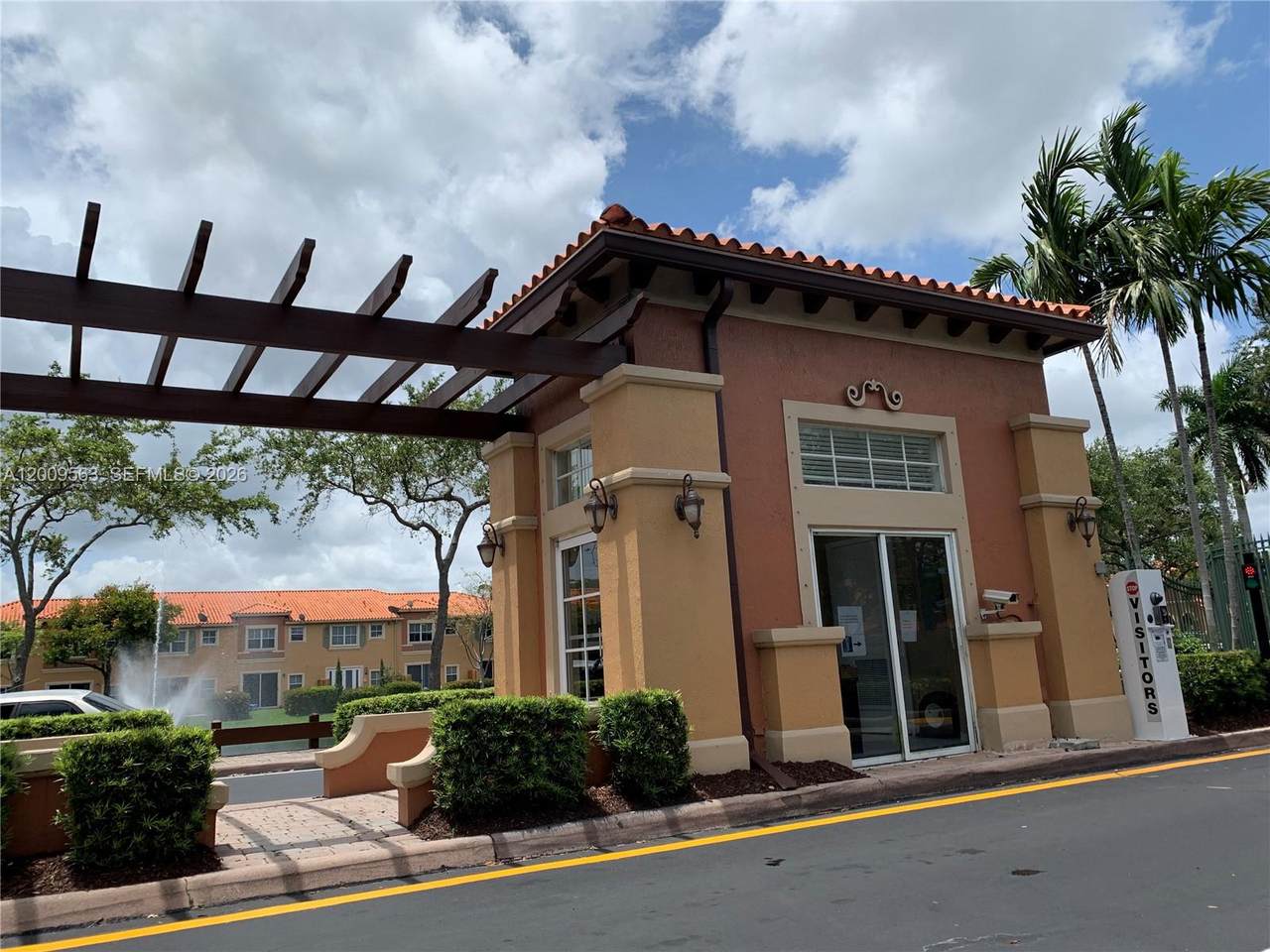 https://bt-photos.global.ssl.fastly.net/miami/1280_boomver_1_A12009563-2.jpg