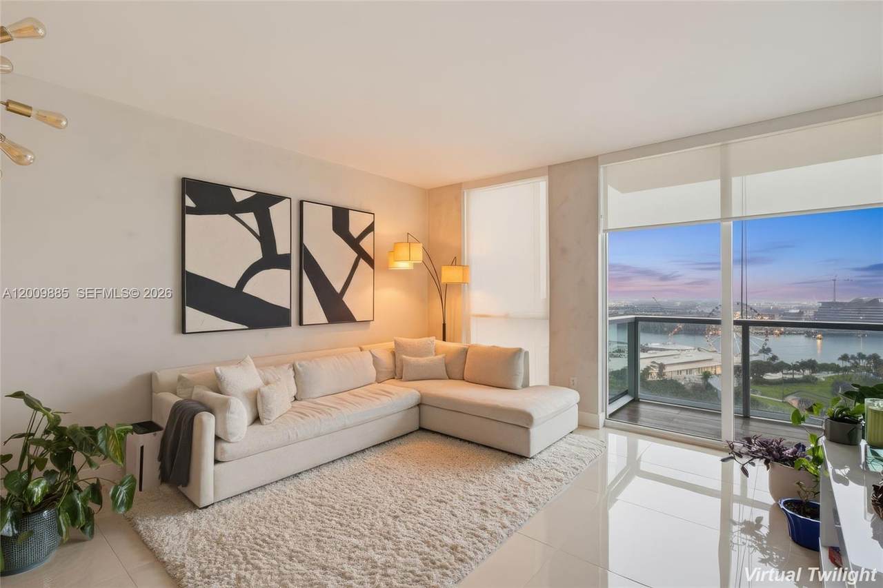 253 2nd St - Photo 1
