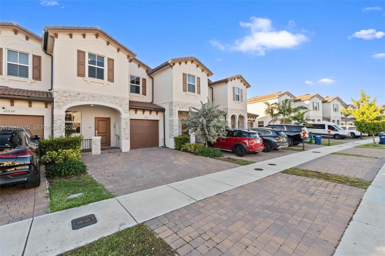https://bt-photos.global.ssl.fastly.net/miami/1280_boomver_1_A12010215-2.jpg