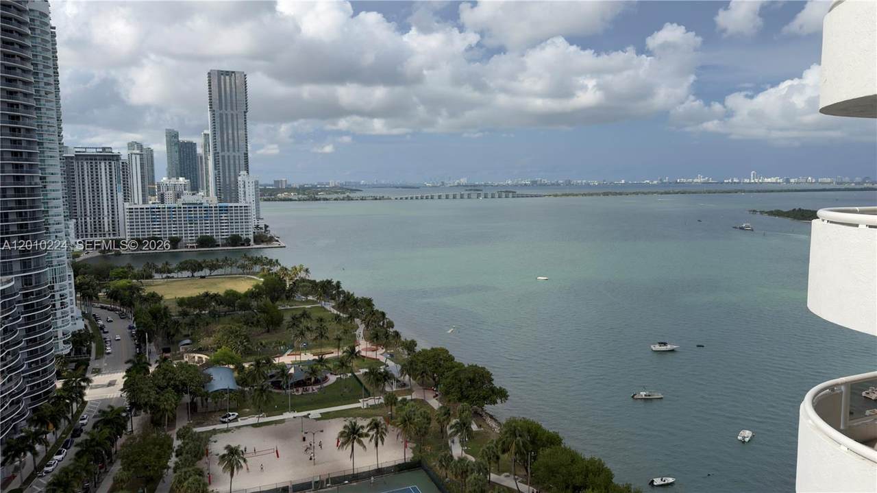 https://bt-photos.global.ssl.fastly.net/miami/1280_boomver_1_A12010224-2.jpg