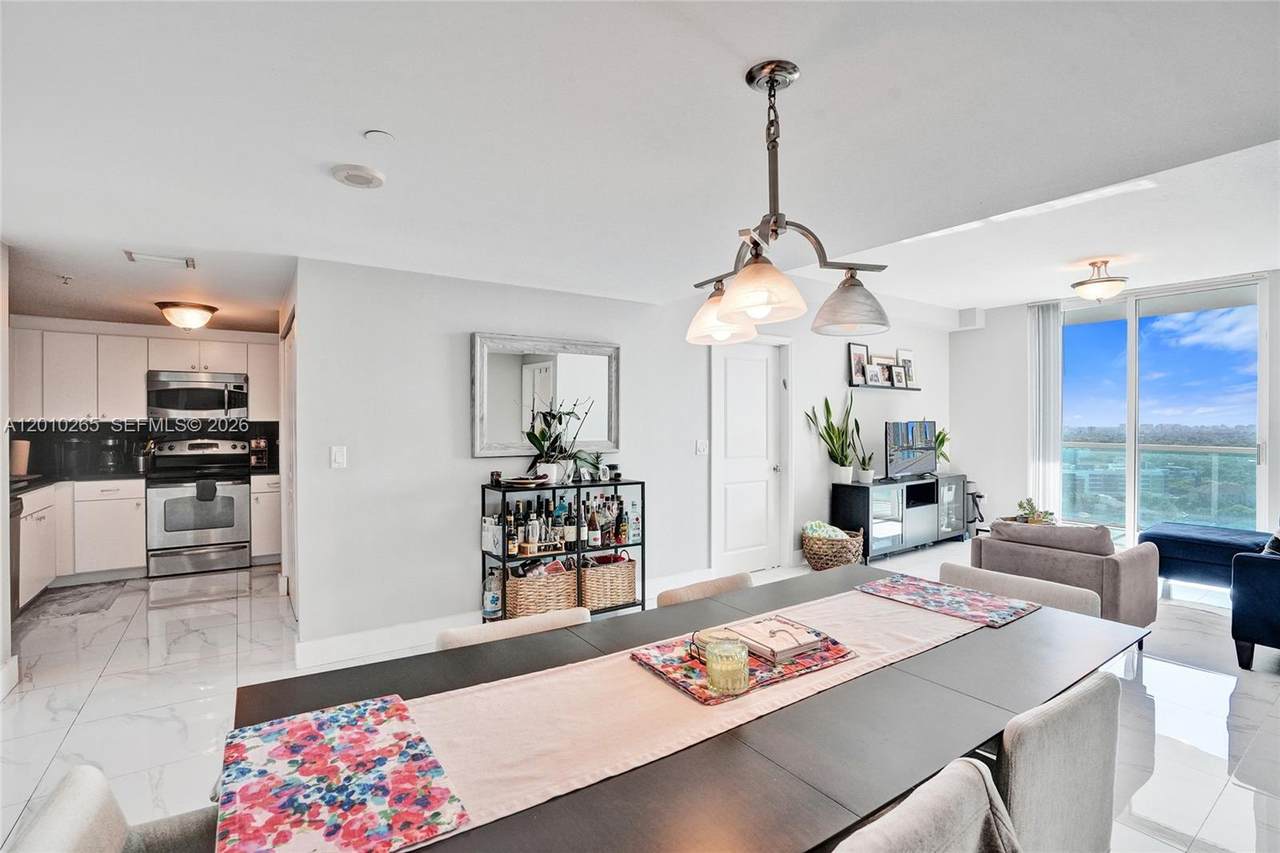 1250 Miami Ave - Photo 1