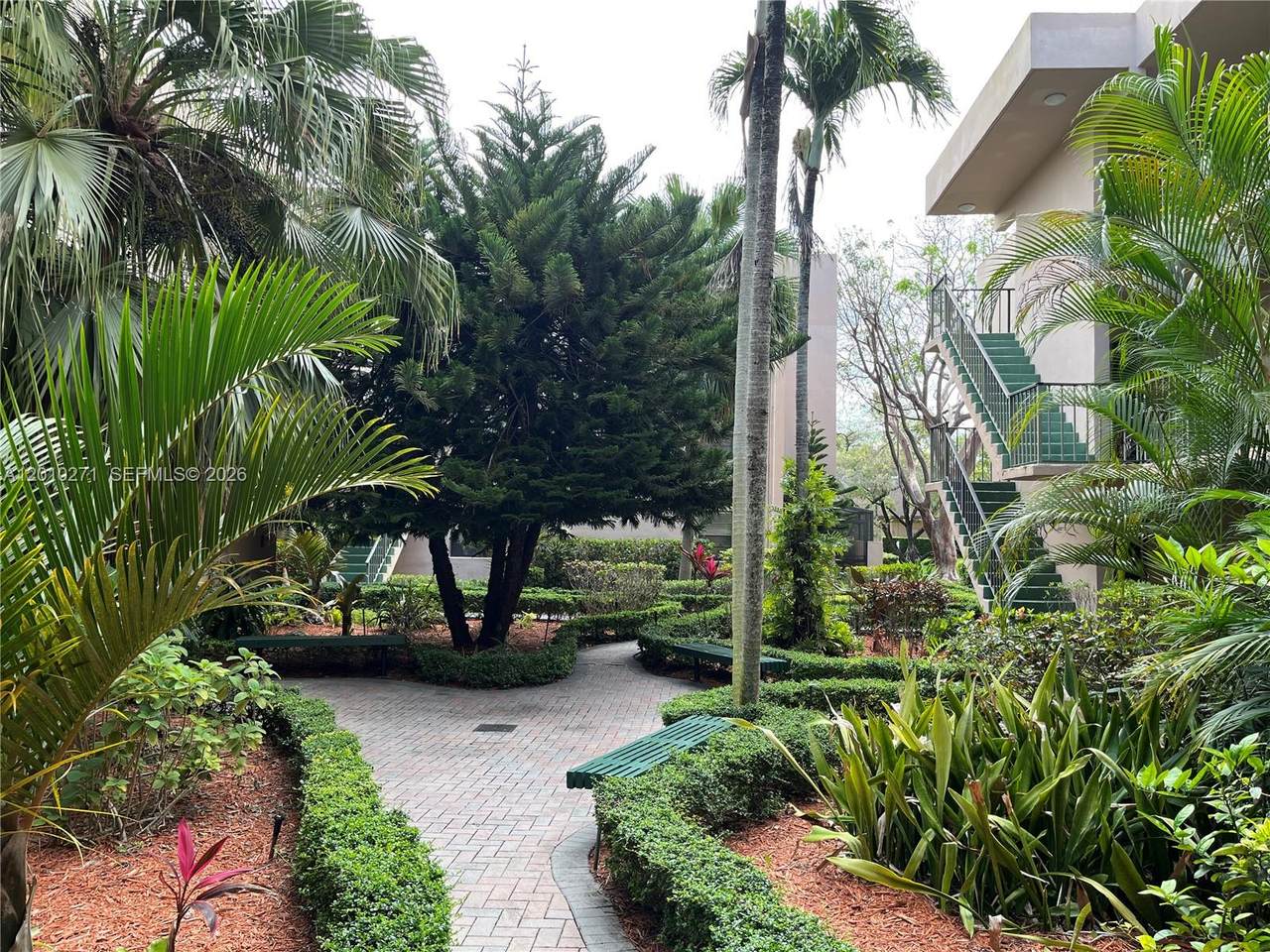 https://bt-photos.global.ssl.fastly.net/miami/1280_boomver_1_A12010271-2.jpg