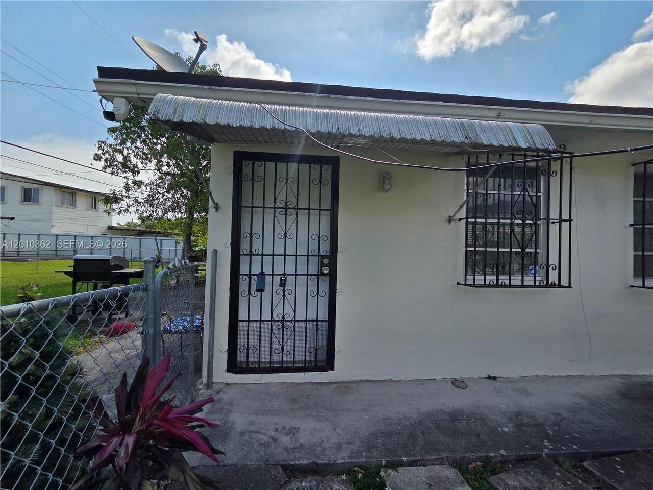 https://bt-photos.global.ssl.fastly.net/miami/1280_boomver_1_A12010362-2.jpg