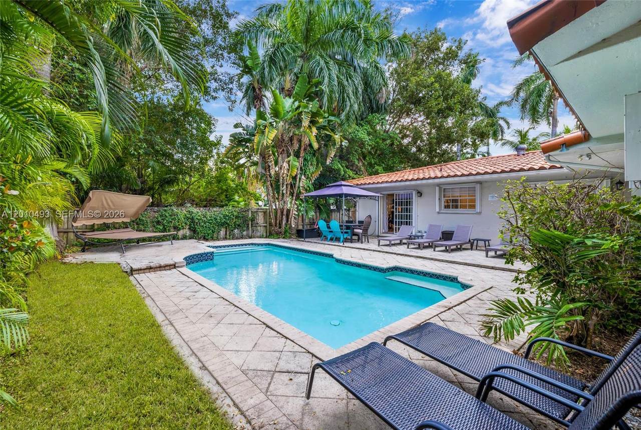 https://bt-photos.global.ssl.fastly.net/miami/1280_boomver_1_A12010493-2.jpg