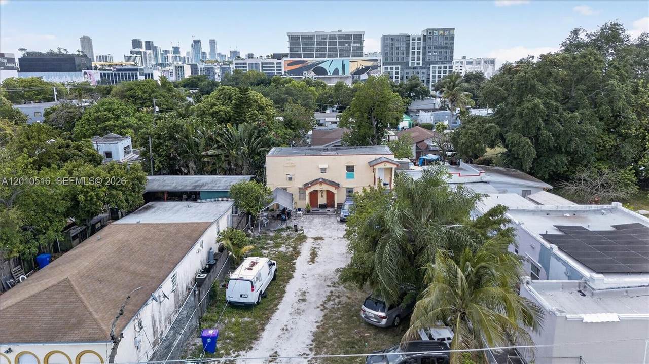 https://bt-photos.global.ssl.fastly.net/miami/1280_boomver_1_A12010516-2.jpg