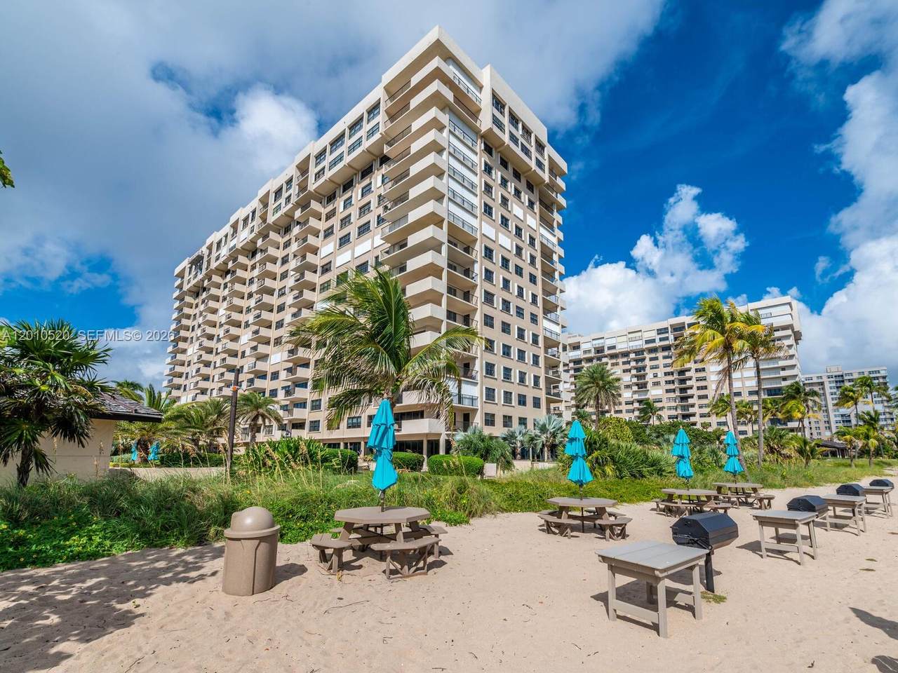 https://bt-photos.global.ssl.fastly.net/miami/1280_boomver_1_A12010520-2.jpg