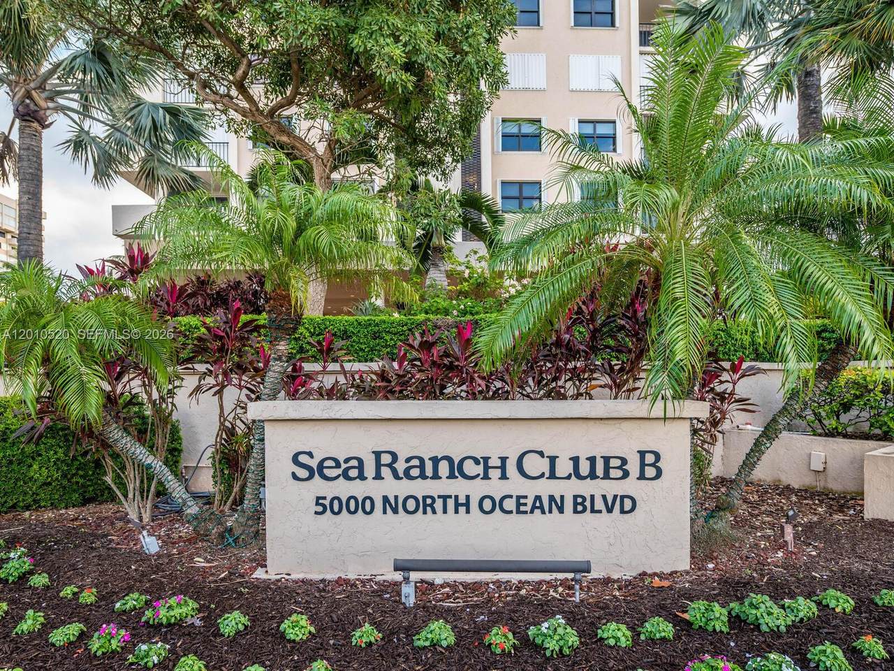 https://bt-photos.global.ssl.fastly.net/miami/1280_boomver_1_A12010520-2.jpg