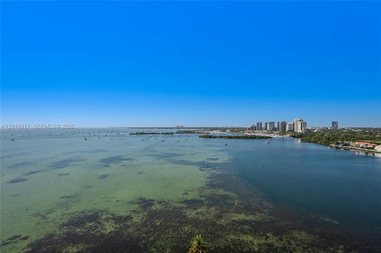 https://bt-photos.global.ssl.fastly.net/miami/1280_boomver_1_A12010617-2.jpg