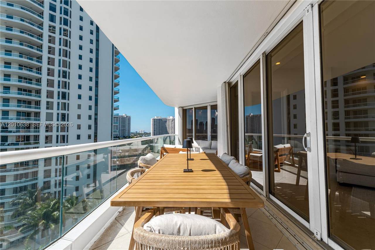 https://bt-photos.global.ssl.fastly.net/miami/1280_boomver_1_A12010638-2.jpg