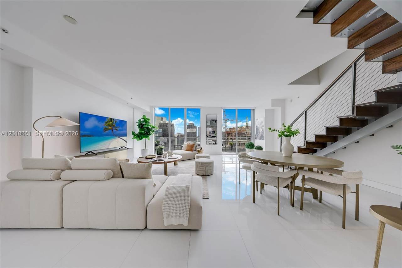 https://bt-photos.global.ssl.fastly.net/miami/1280_boomver_1_A12010661-2.jpg
