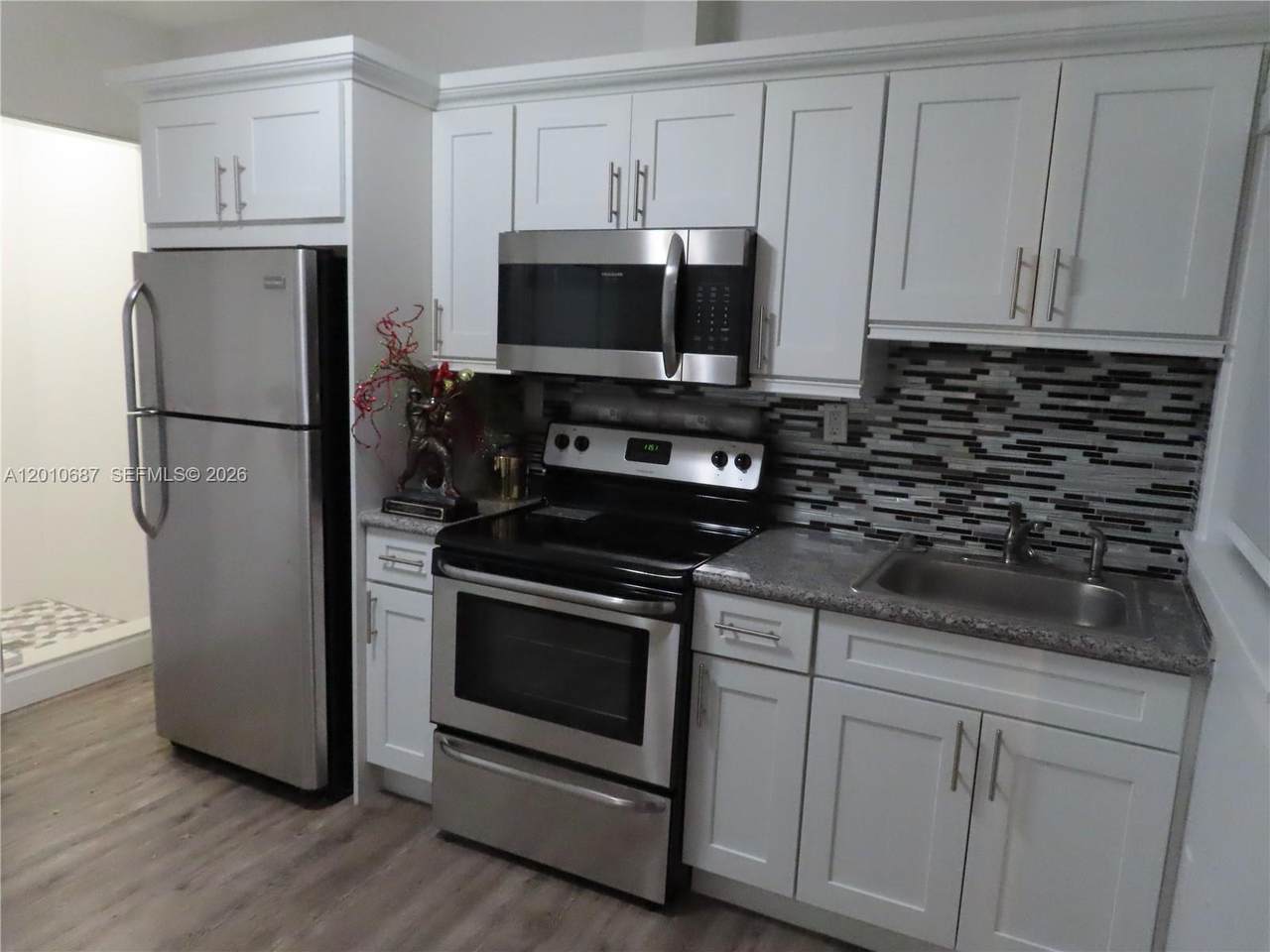 2433 96th St - Photo 1