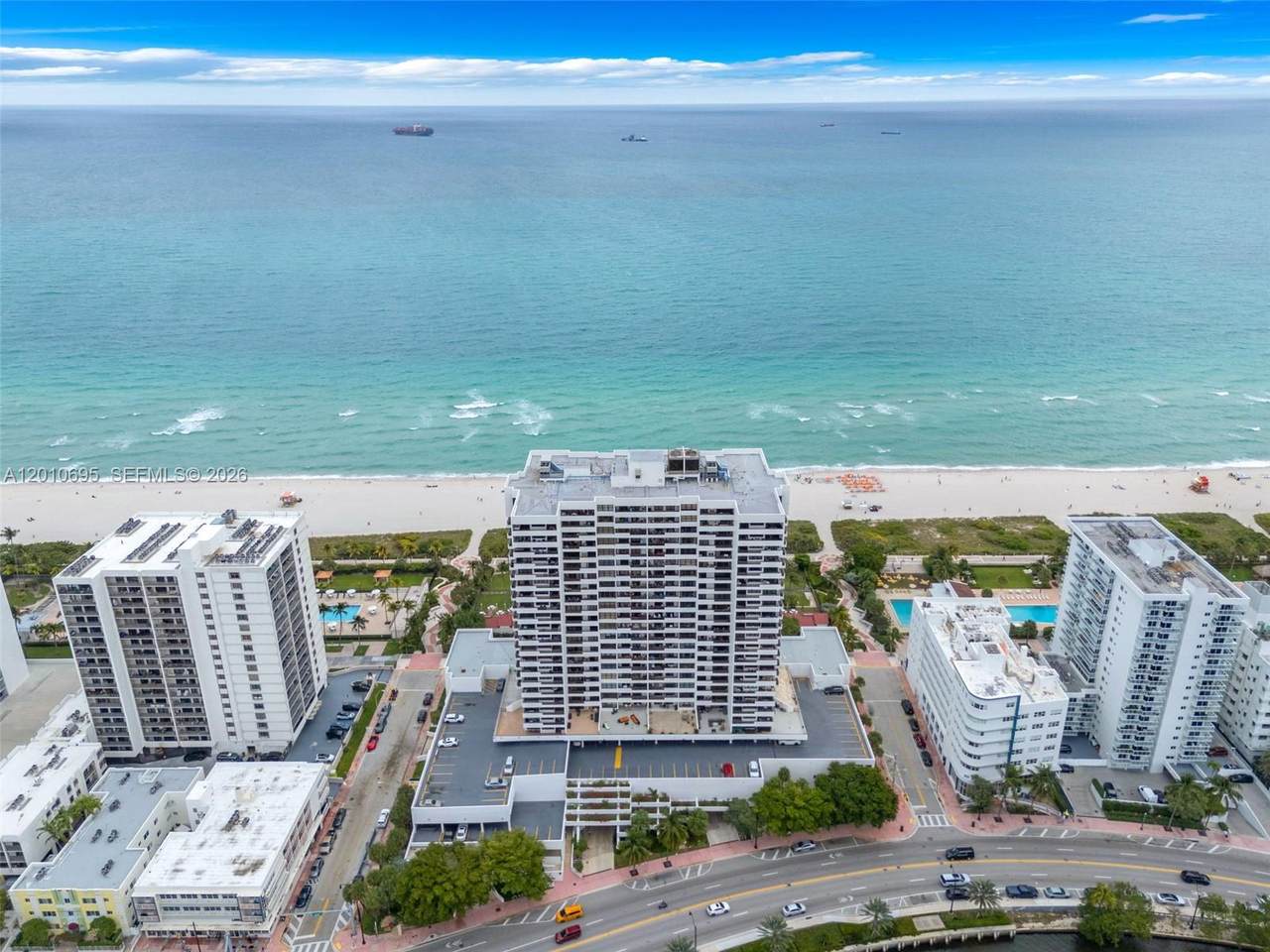 https://bt-photos.global.ssl.fastly.net/miami/1280_boomver_1_A12010695-2.jpg