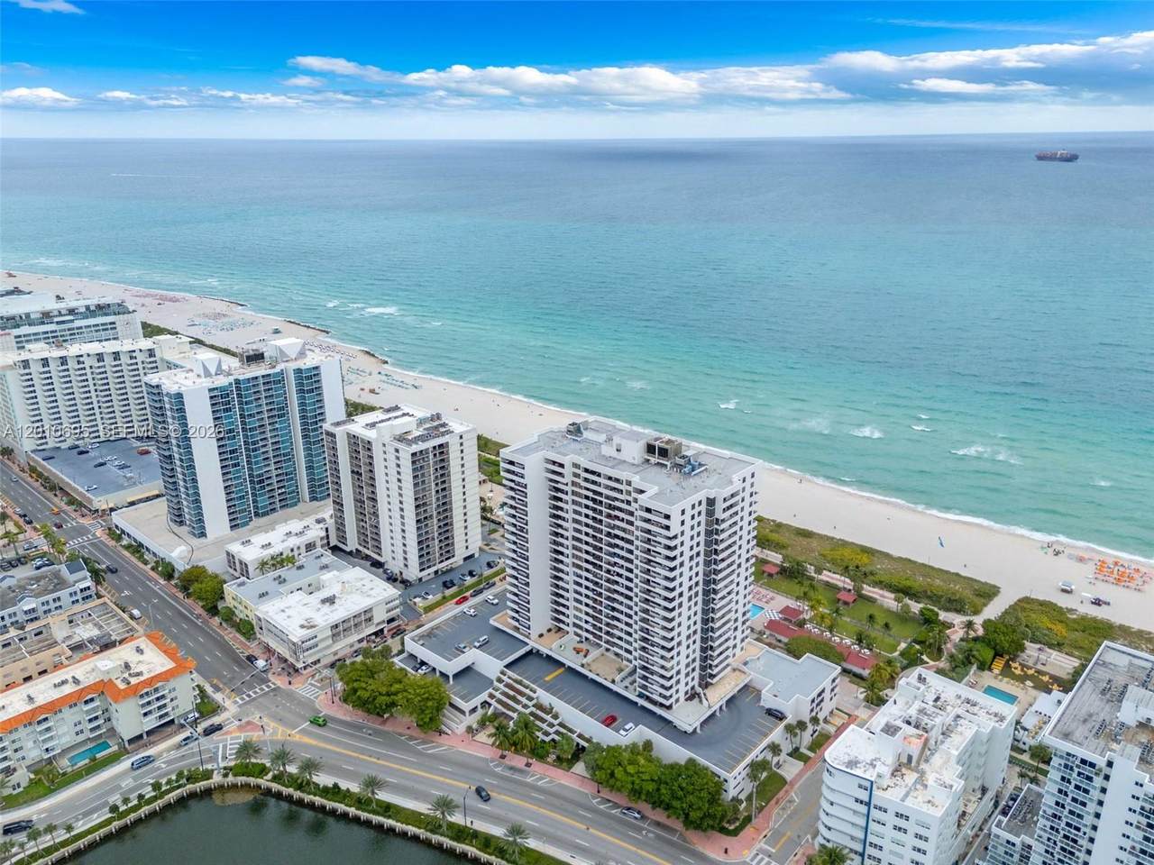 https://bt-photos.global.ssl.fastly.net/miami/1280_boomver_1_A12010695-2.jpg