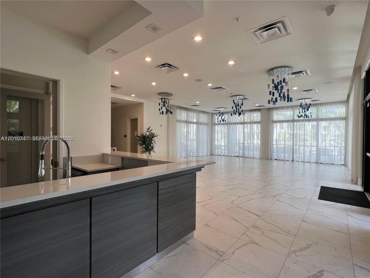 https://bt-photos.global.ssl.fastly.net/miami/1280_boomver_1_A12010747-2.jpg