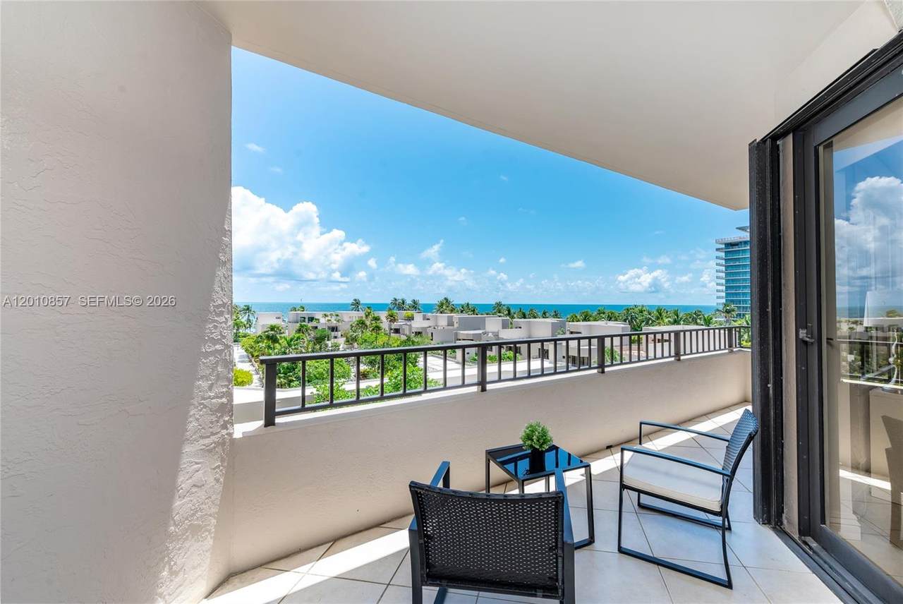 https://bt-photos.global.ssl.fastly.net/miami/1280_boomver_1_A12010857-2.jpg