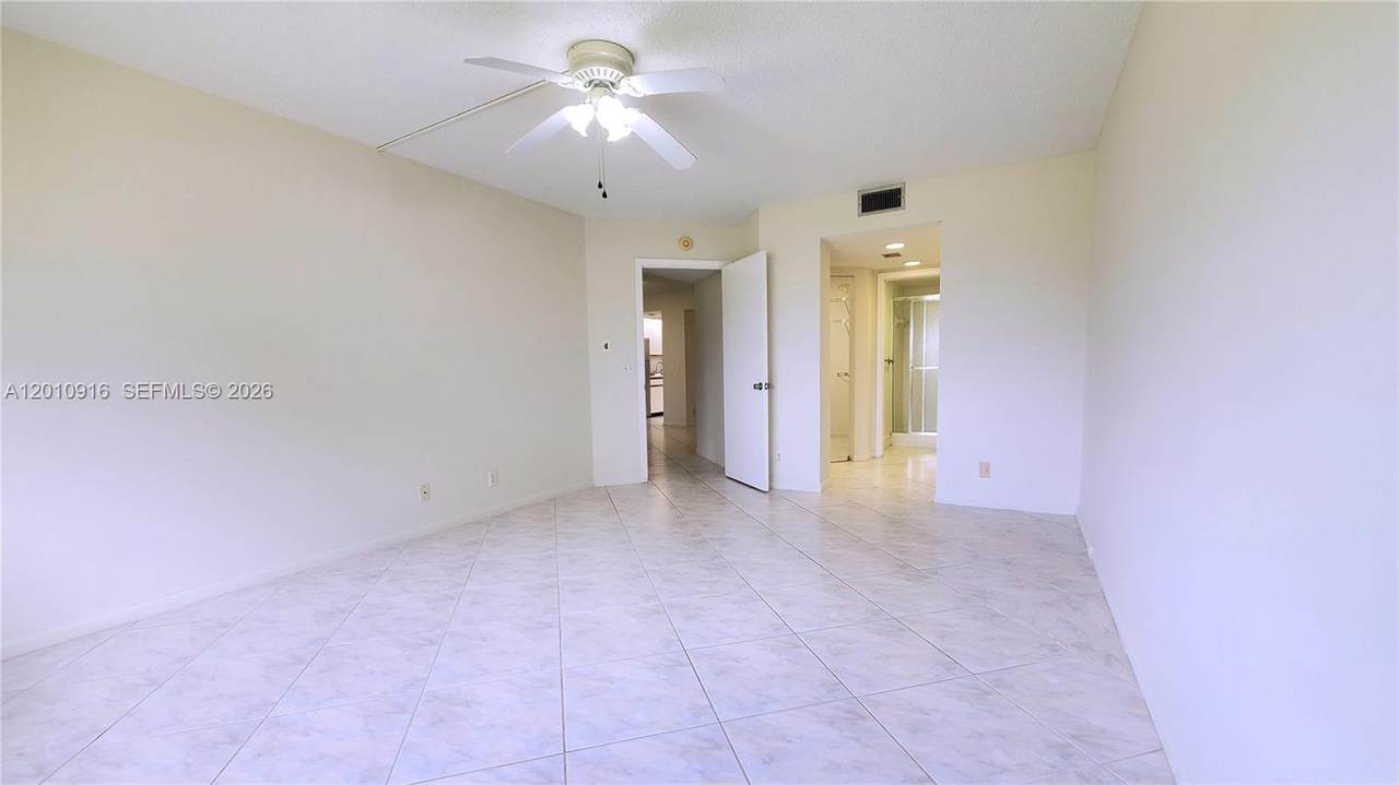 https://bt-photos.global.ssl.fastly.net/miami/1280_boomver_1_A12010916-2.jpg