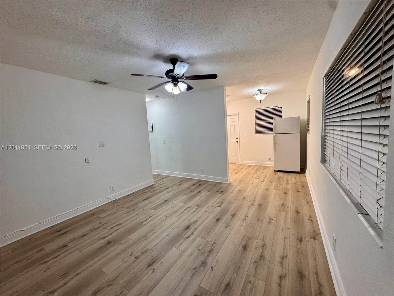 https://bt-photos.global.ssl.fastly.net/miami/1280_boomver_1_A12011054-2.jpg