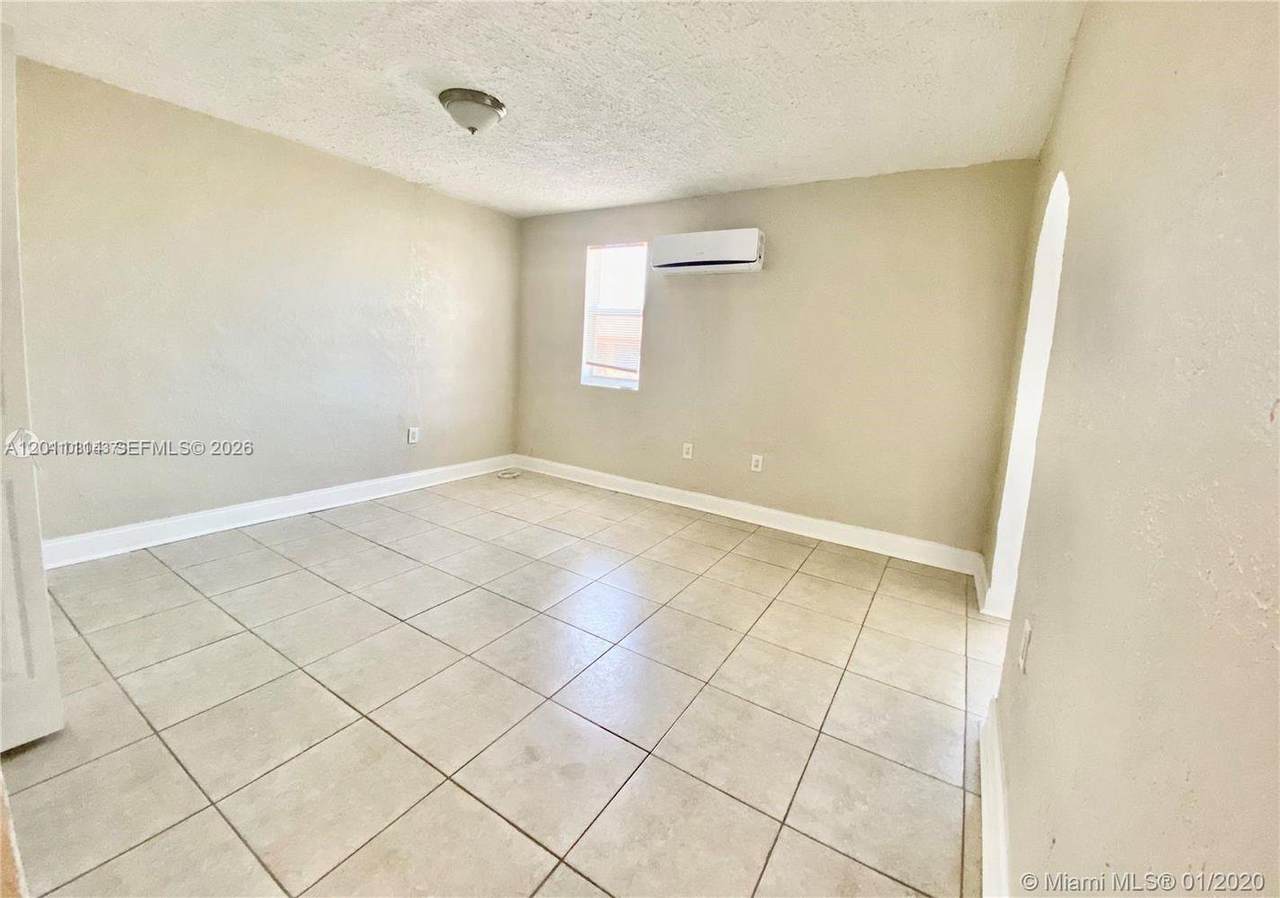 50 79th St - Photo 1