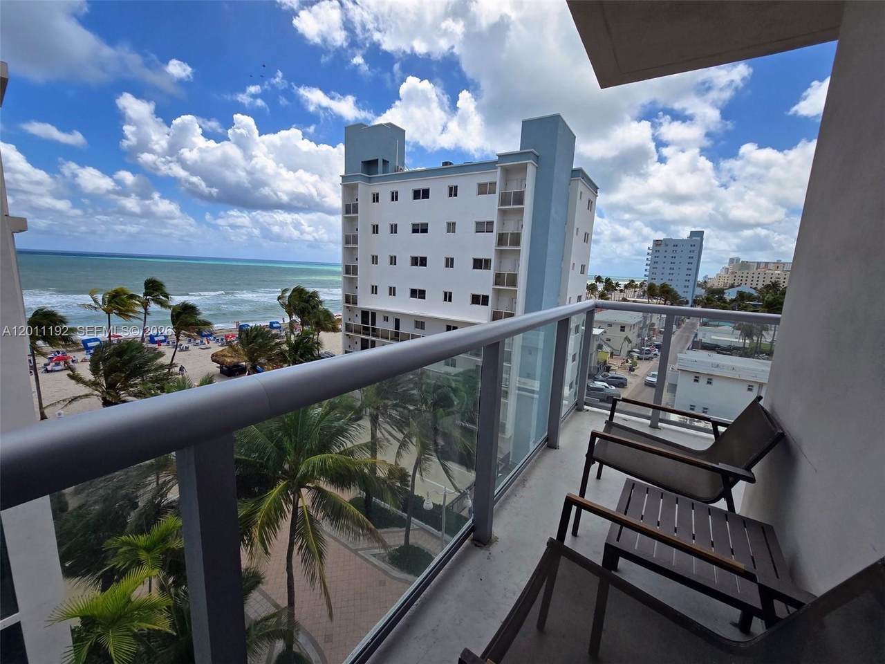 https://bt-photos.global.ssl.fastly.net/miami/1280_boomver_1_A12011192-2.jpg