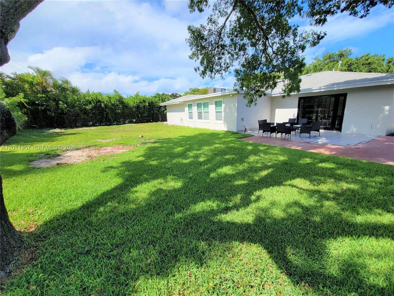 https://bt-photos.global.ssl.fastly.net/miami/1280_boomver_1_A12011357-2.jpg