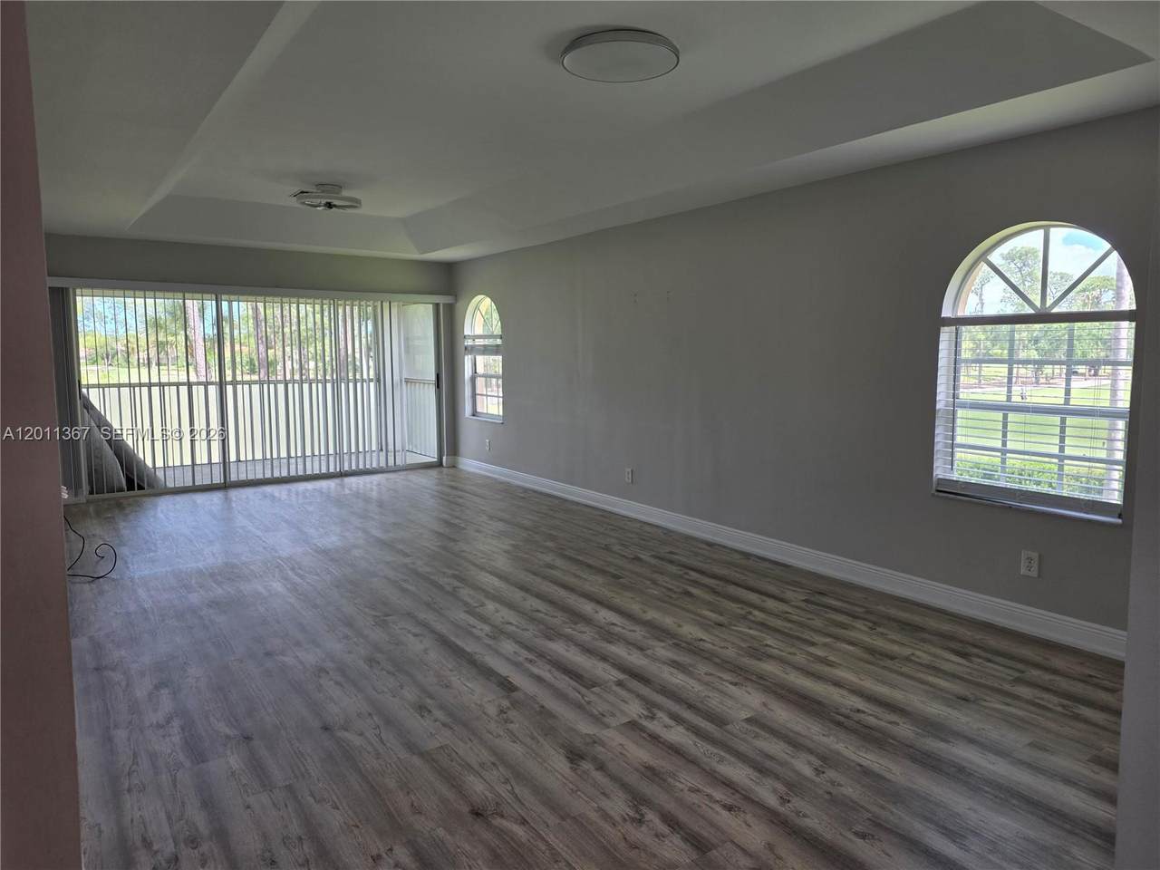 575 Augusta Boulevard - Photo 1