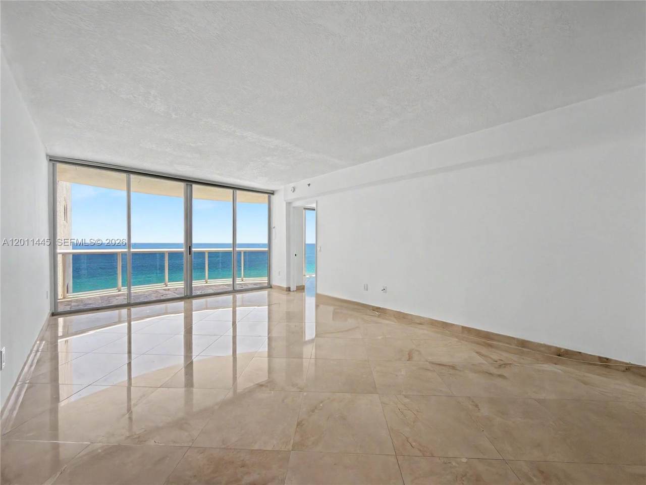 https://bt-photos.global.ssl.fastly.net/miami/1280_boomver_1_A12011445-2.jpg
