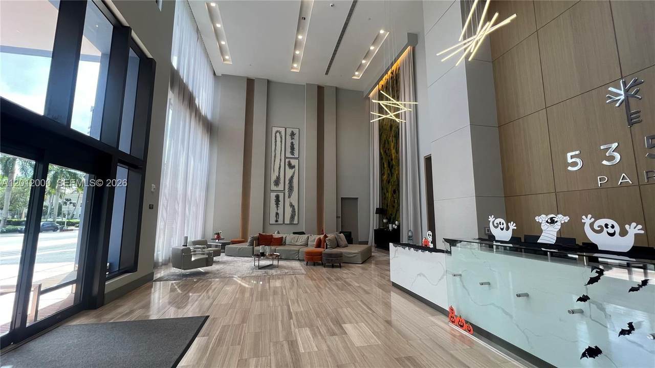 https://bt-photos.global.ssl.fastly.net/miami/1280_boomver_1_A12012000-2.jpg