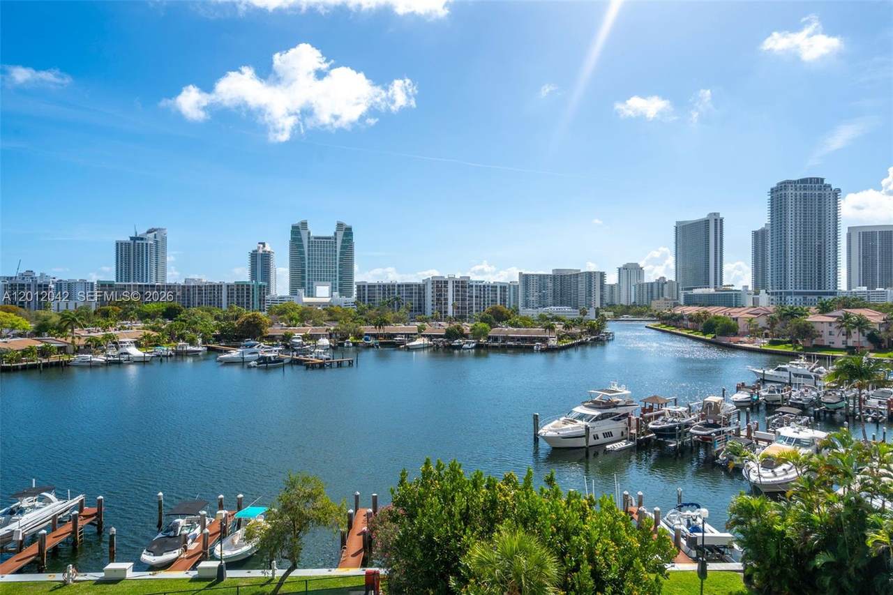 500 Three Islands Blvd - Photo 1