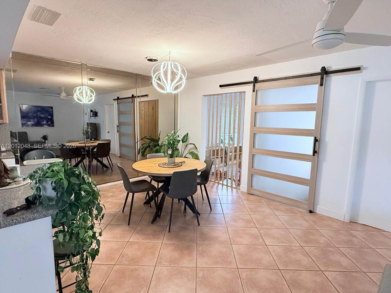 https://bt-photos.global.ssl.fastly.net/miami/1280_boomver_1_A12012048-2.jpg