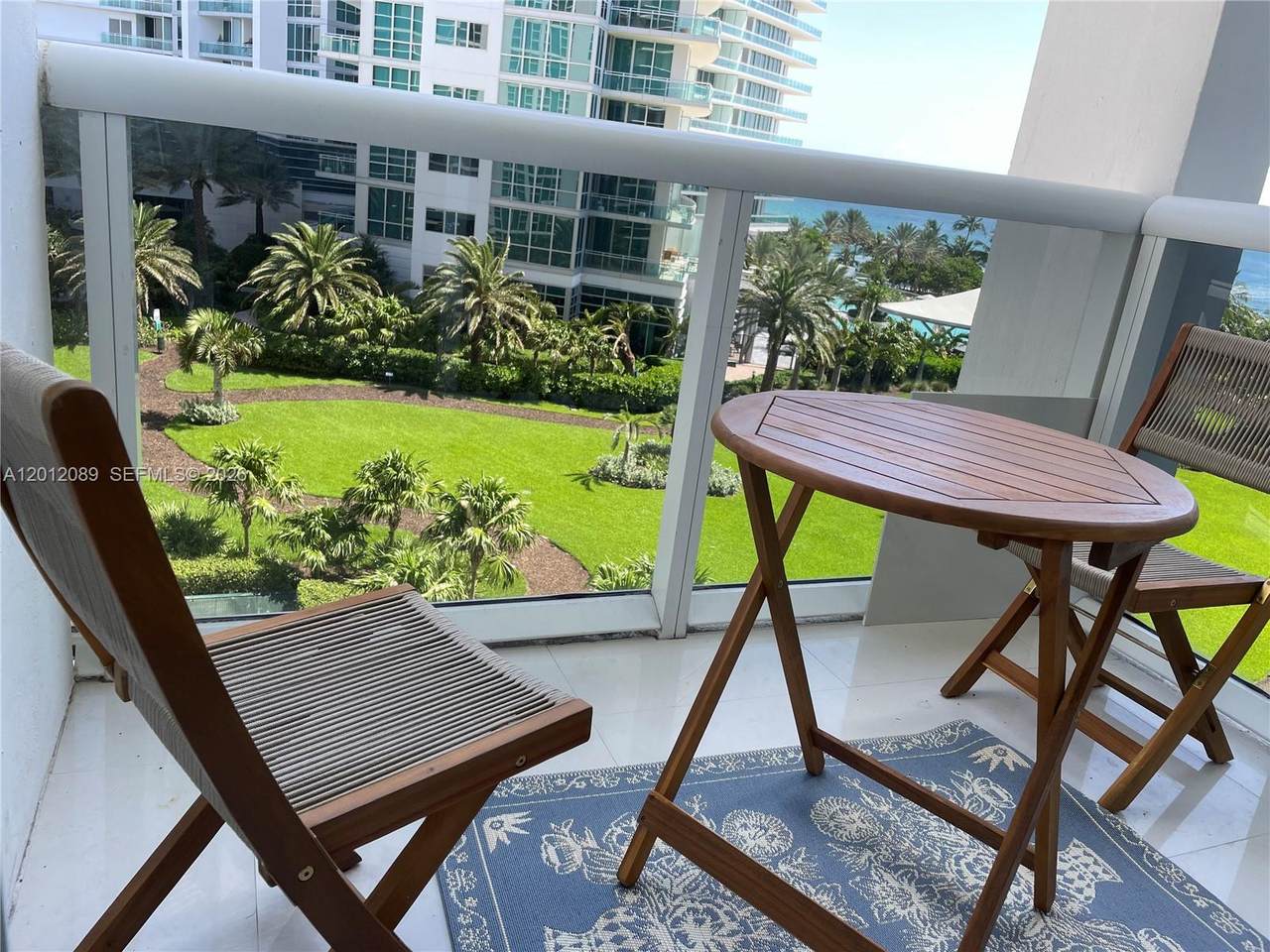 https://bt-photos.global.ssl.fastly.net/miami/1280_boomver_1_A12012089-2.jpg
