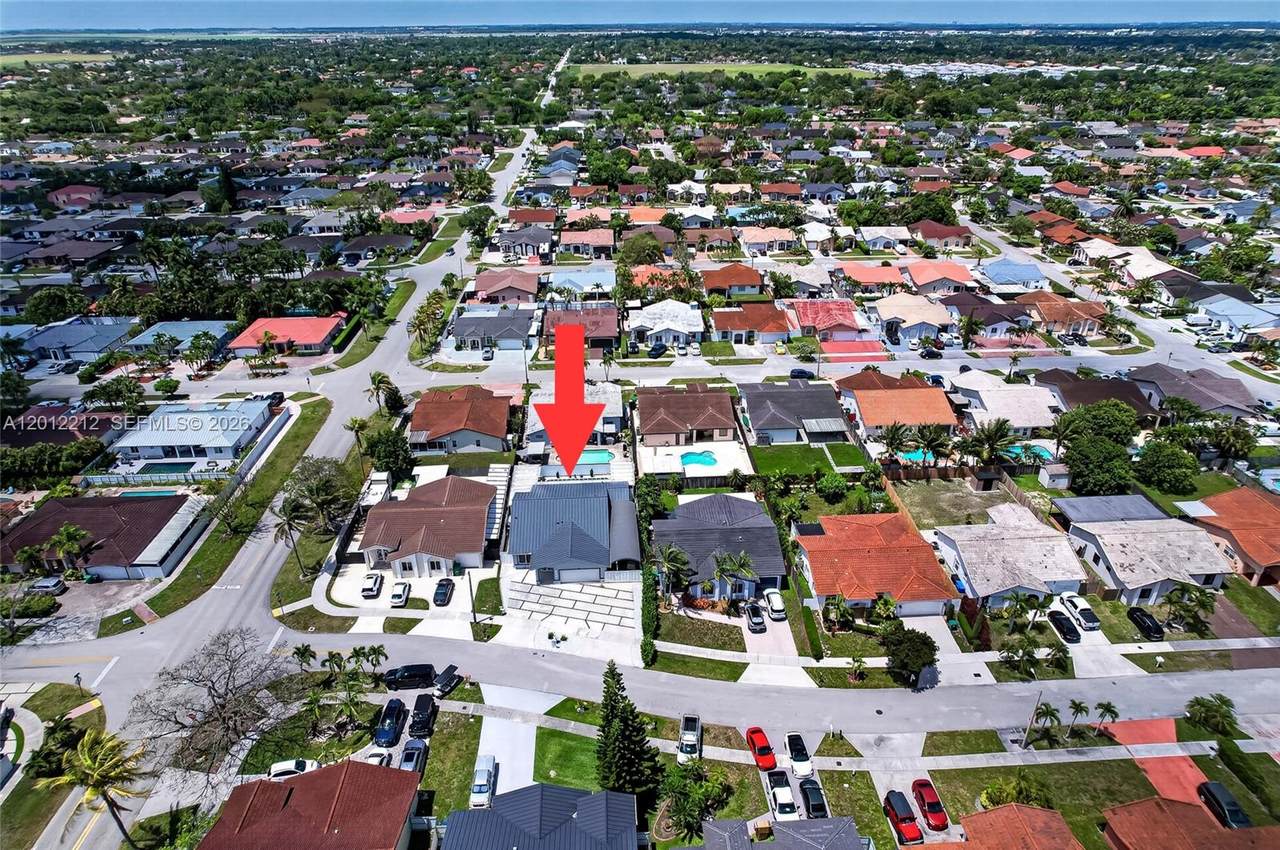 https://bt-photos.global.ssl.fastly.net/miami/1280_boomver_1_A12012212-2.jpg