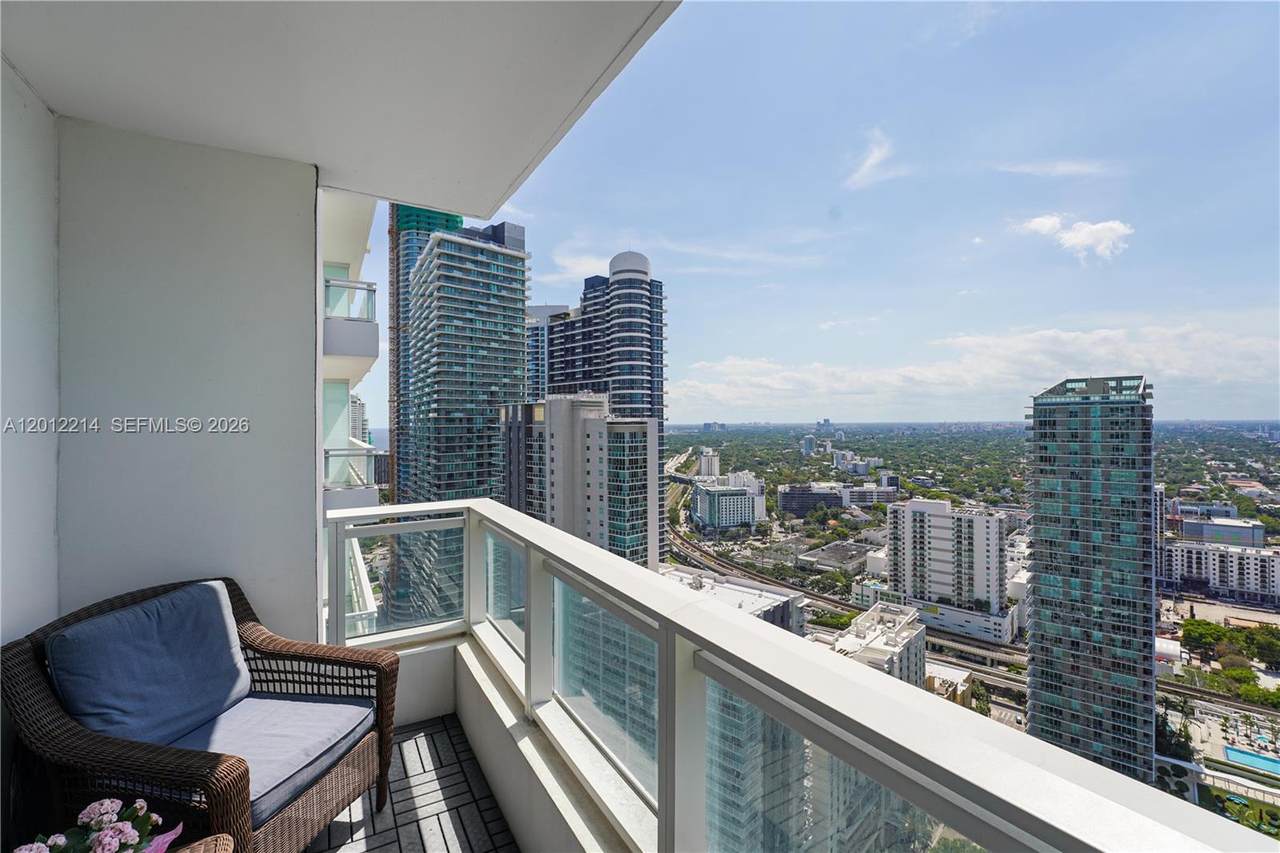 https://bt-photos.global.ssl.fastly.net/miami/1280_boomver_1_A12012214-2.jpg