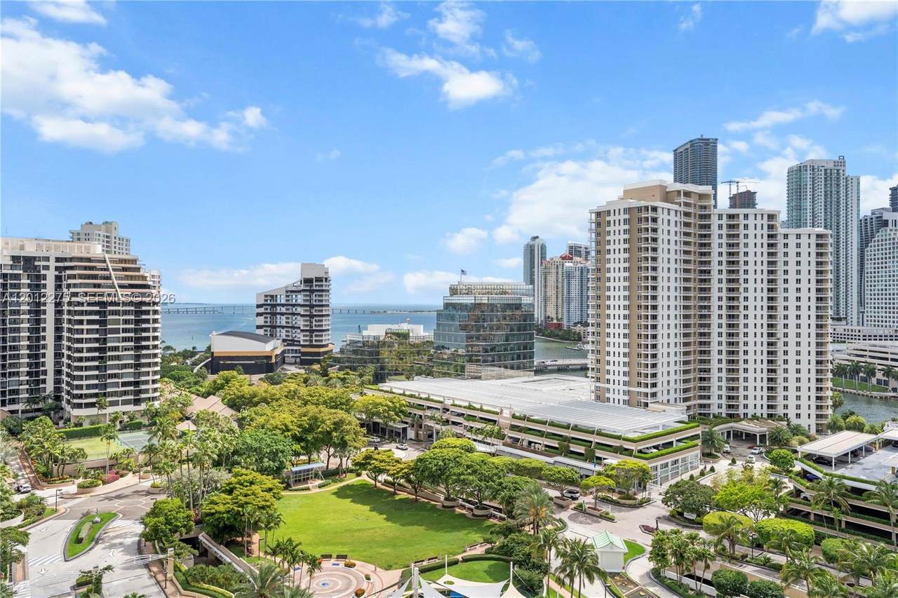 888 Brickell Key Dr - Photo 1