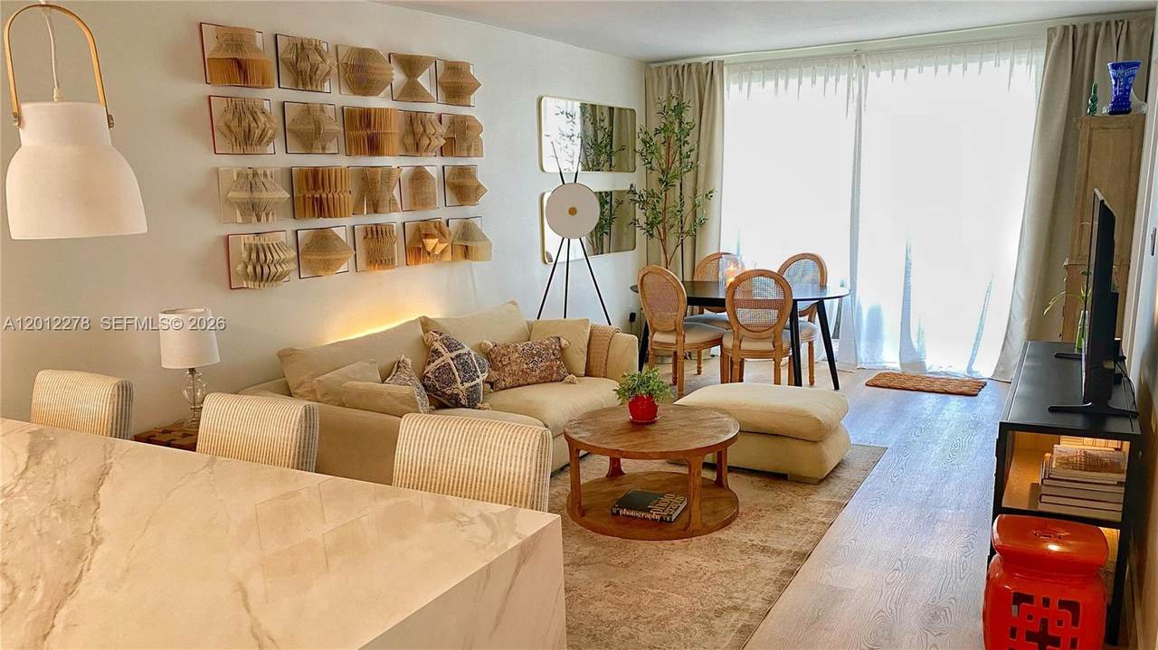 1331 Lincoln Rd - Photo 1