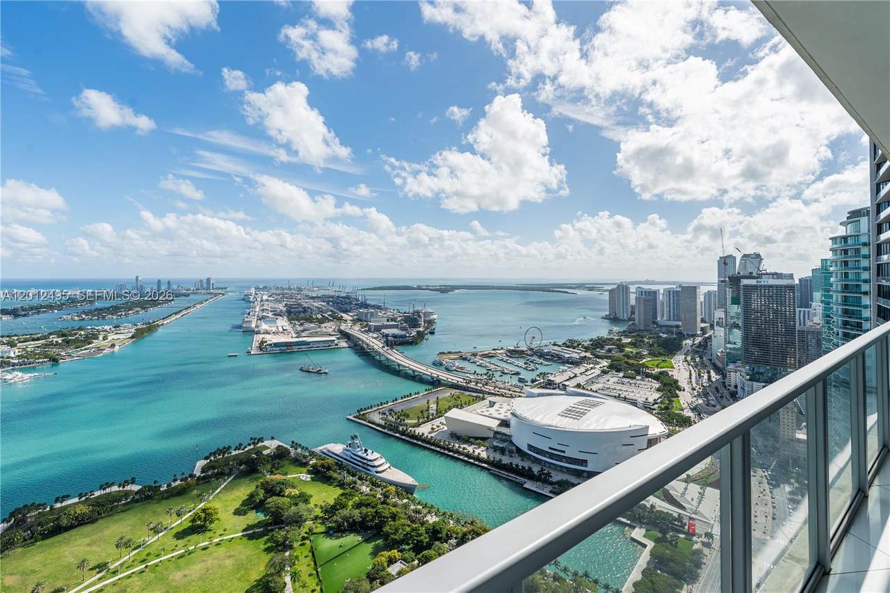 https://bt-photos.global.ssl.fastly.net/miami/1280_boomver_1_A12012495-2.jpg