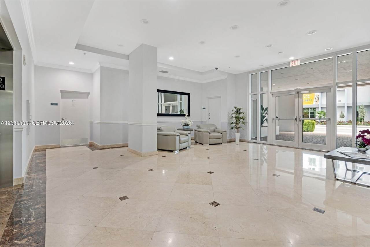 https://bt-photos.global.ssl.fastly.net/miami/1280_boomver_1_A12012614-2.jpg