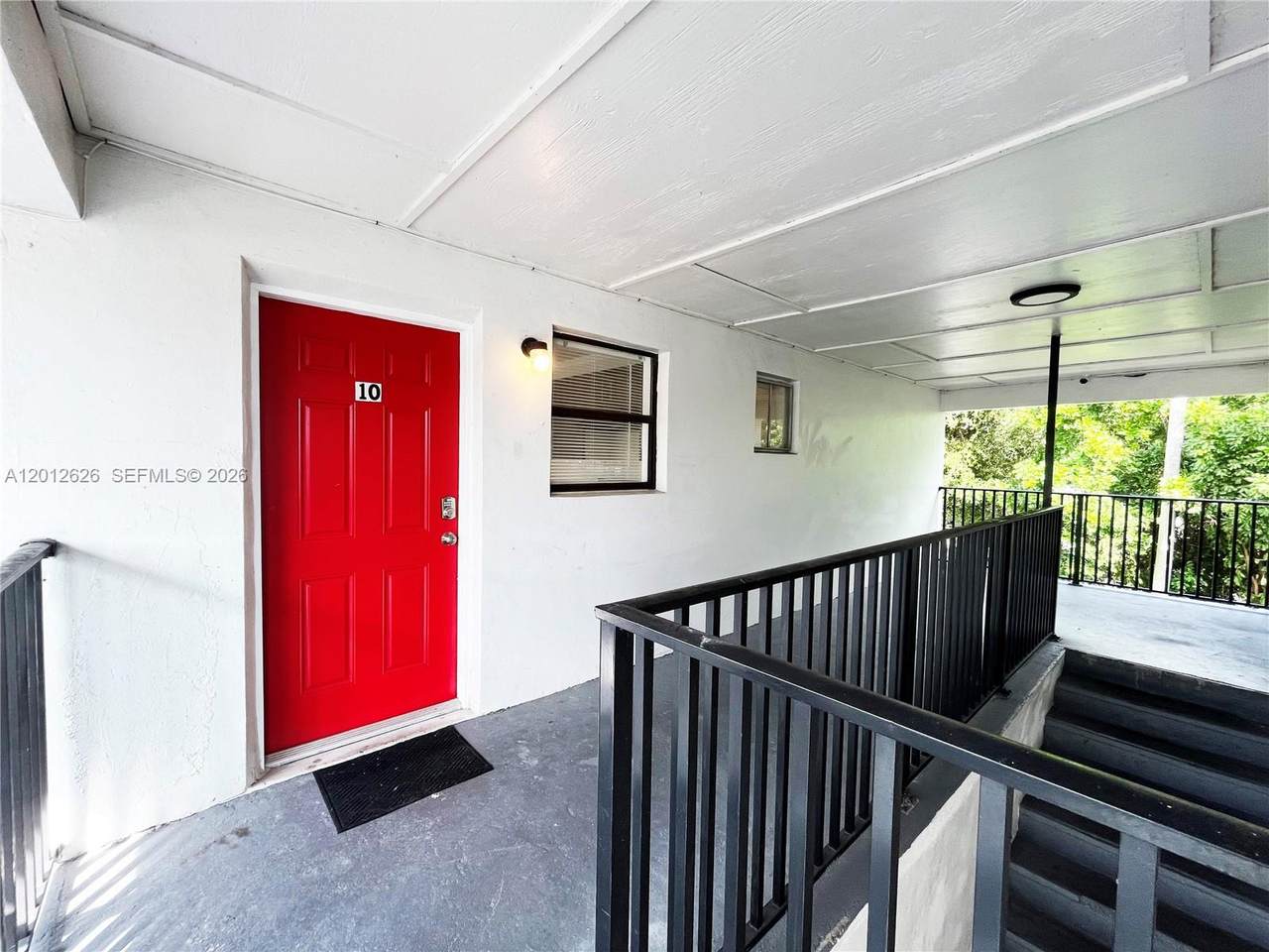 1610 25th St - Photo 1