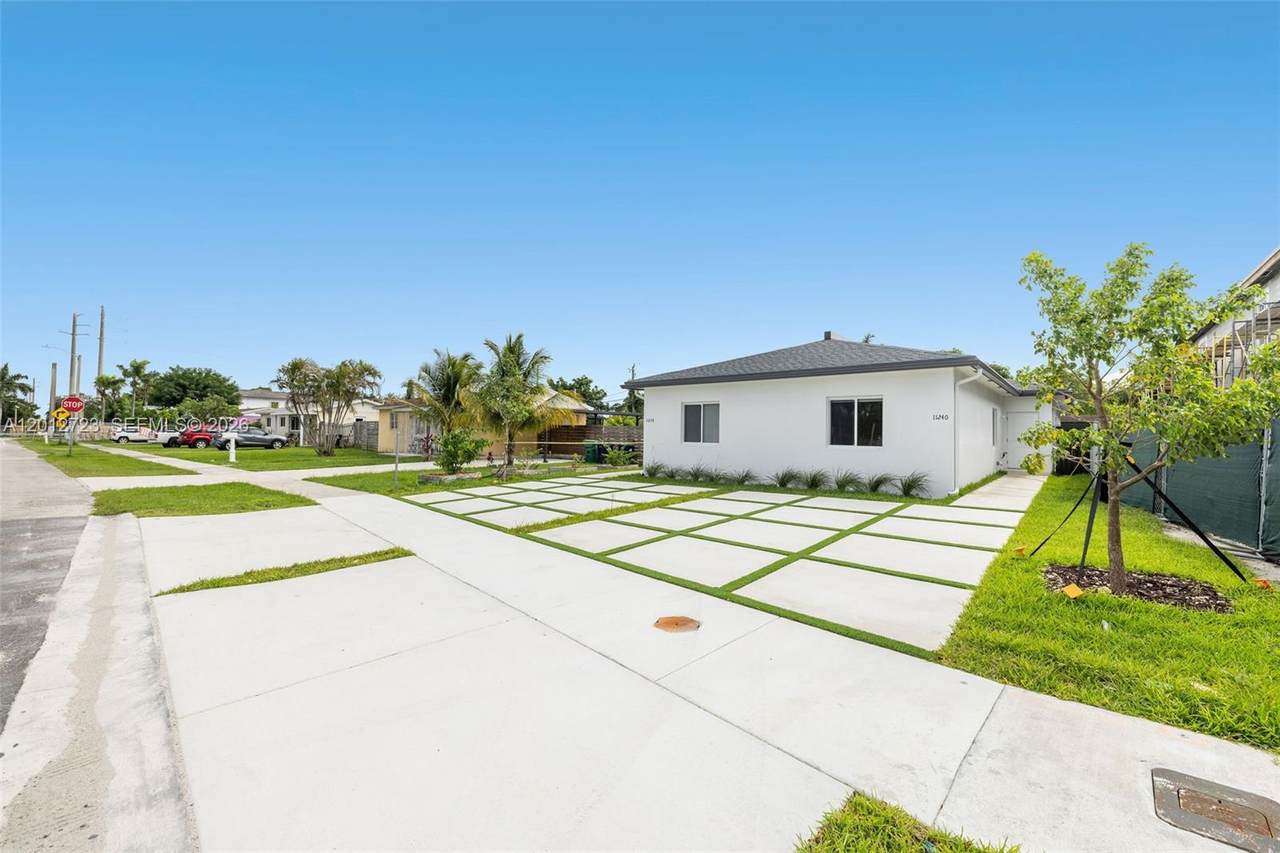 11238 187th St - Photo 1