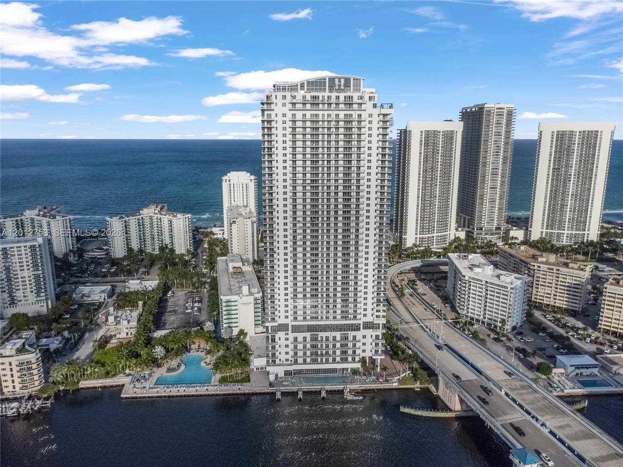 4010 Ocean Dr - Photo 1