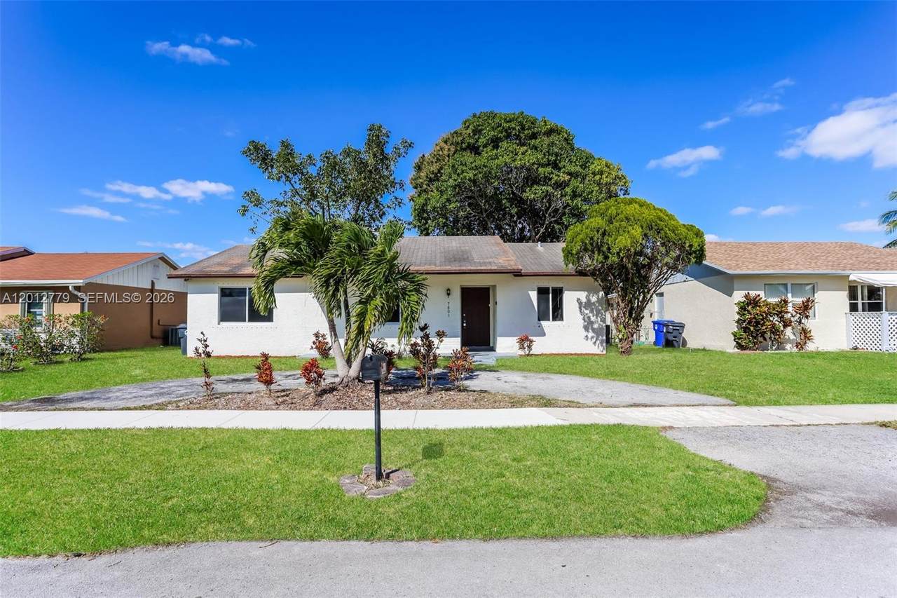 7801 6th Ct - Photo 1