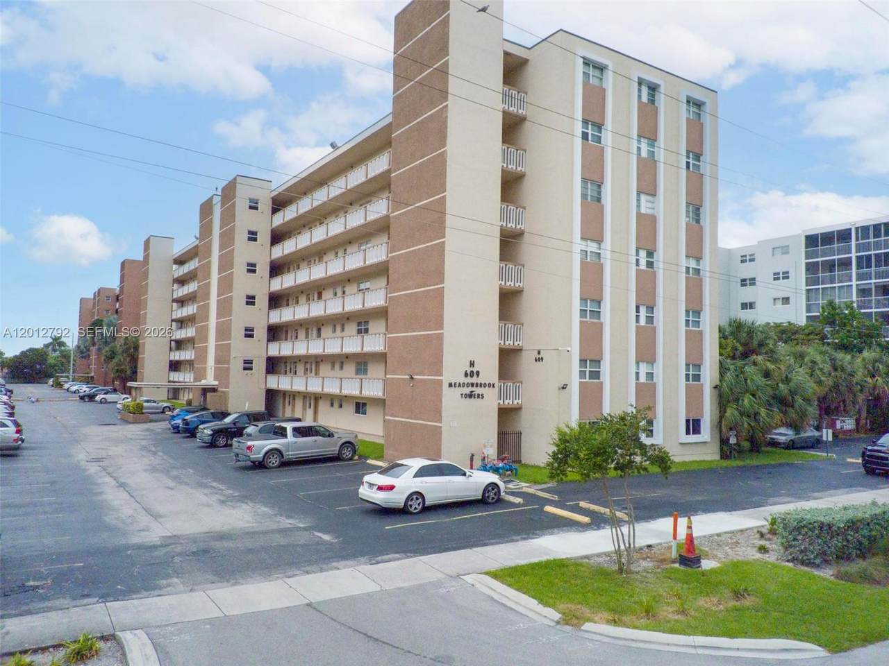 https://bt-photos.global.ssl.fastly.net/miami/1280_boomver_1_A12012792-2.jpg
