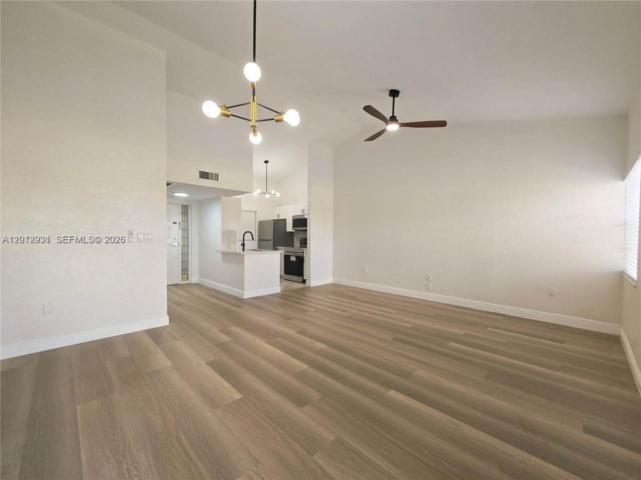 2881 Oakland Forest Dr - Photo 1