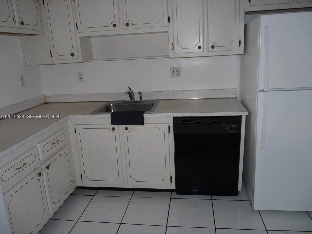 https://bt-photos.global.ssl.fastly.net/miami/1280_boomver_1_A12012934-2.jpg
