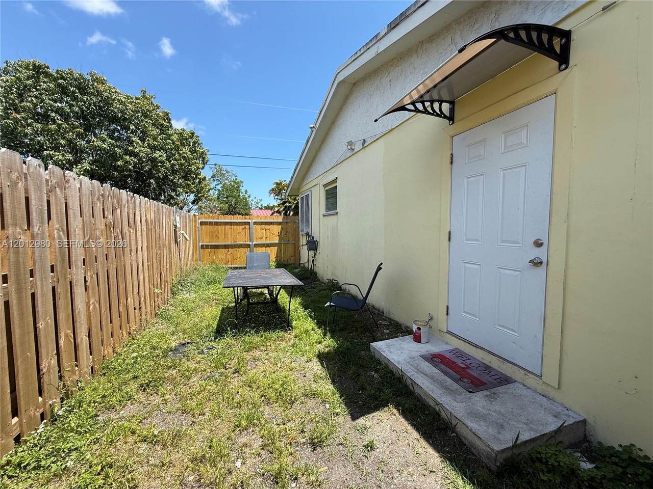 15831 100th Ct - Photo 1